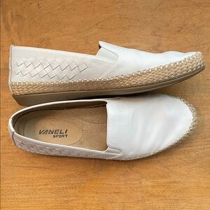 Vaneli White Slip-On Espadrille Loafers with Woven Side Detail Women’s 11 & Half